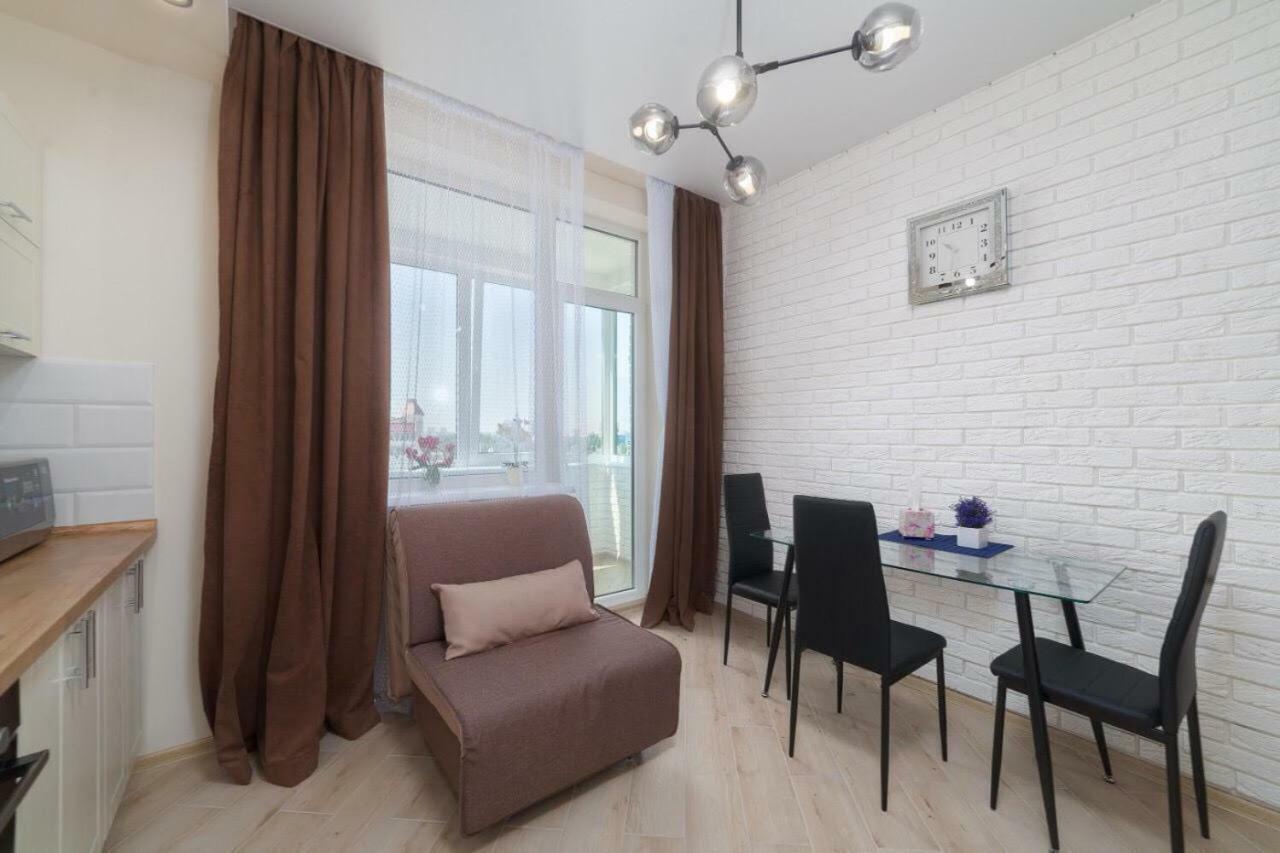 Апартаменты В Новом Доме Odesa Exterior foto